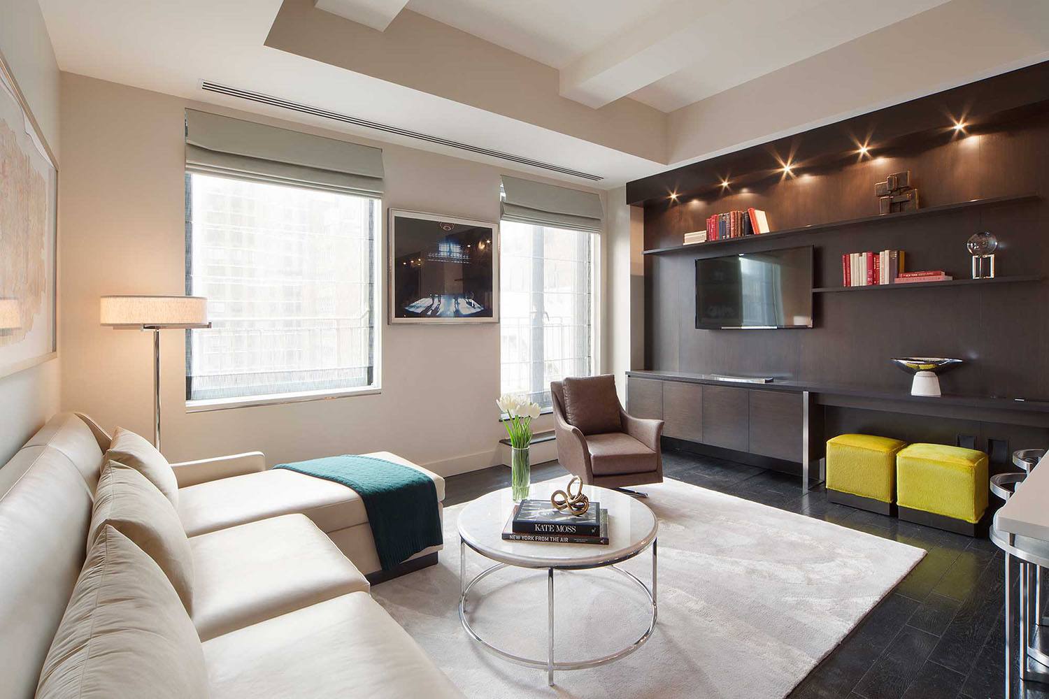 one-bedroom-loft-living-room-3